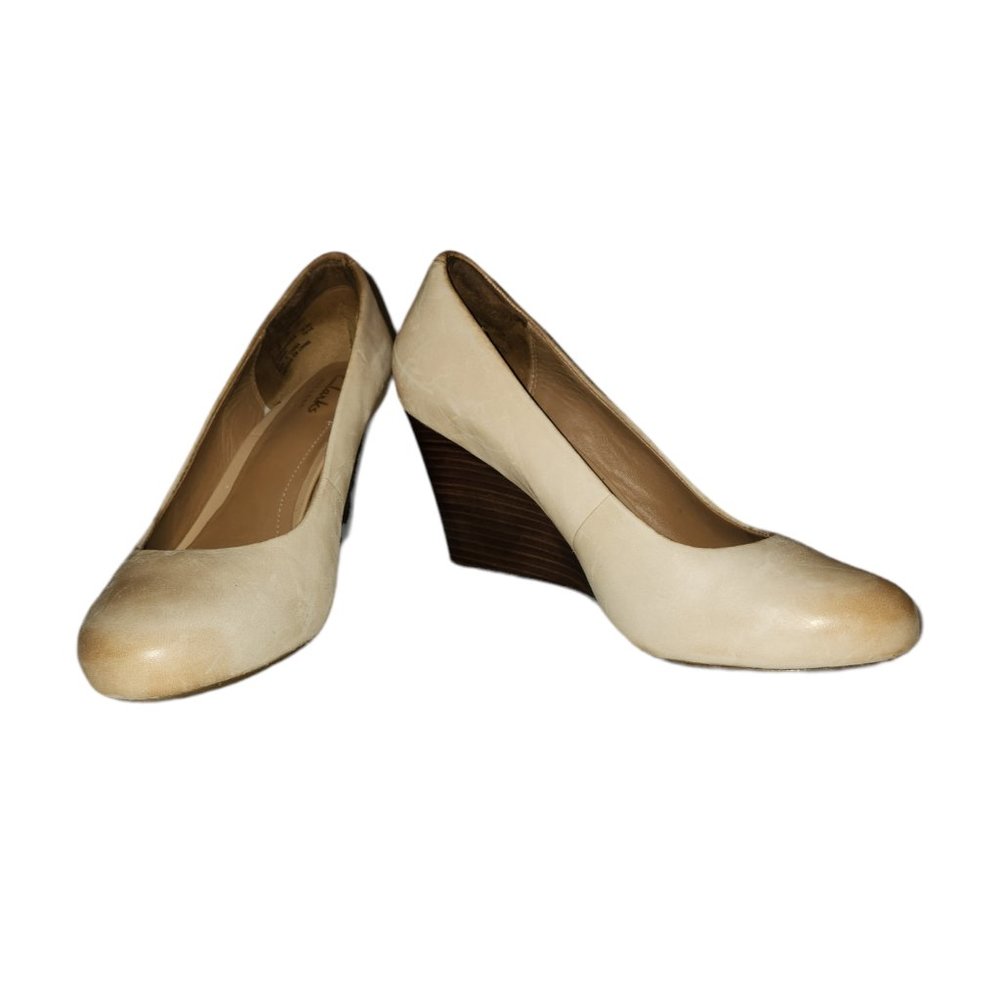 Womens Clarks Artisan Purity Crystal Wedge Pumps